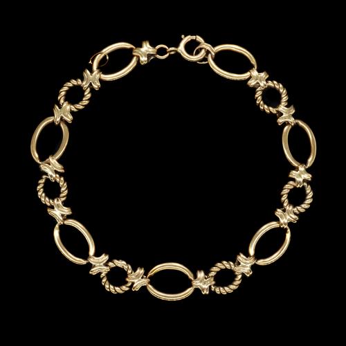 A GOLD BRACELET IN 9 CT
