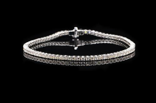 A DIAMOND LINE BRACELET