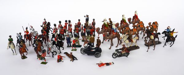 A LARGE QUANTITY OF ASSORTED PAINTED LEAD AND ALLOY TOY SOLDIERS