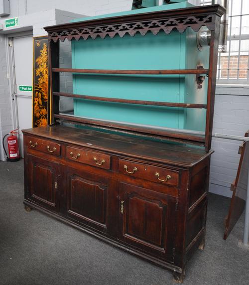 AN 18TH CENTURY OAK DRESSER