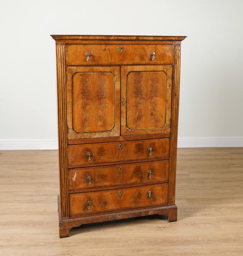 AN EARLY 18TH CENTURY STYLE FEATHER BANDED WALNUT SIDE CABINET