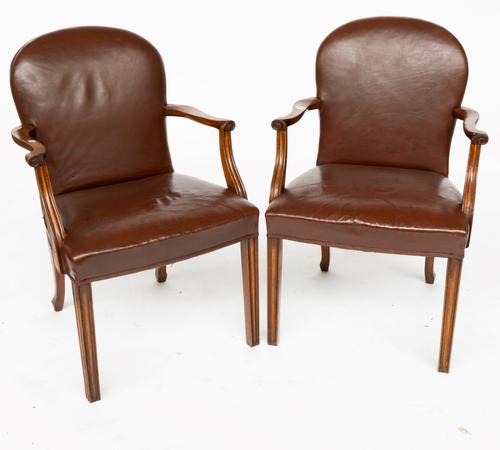 A PAIR OF GEORGE II STYLE HUMP BACK OPEN ARMCHAIRS (2)