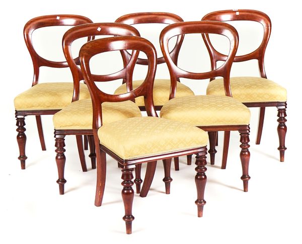 A SET OF SIX VICTORIAN BALLOON BACK DINING CHAIRS (6)