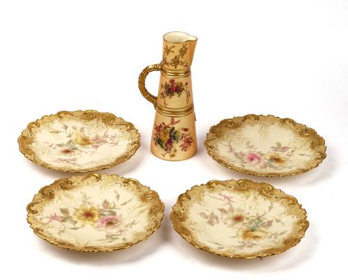 FOUR GRAINGER'S WORCESTER DESSERT PLATES