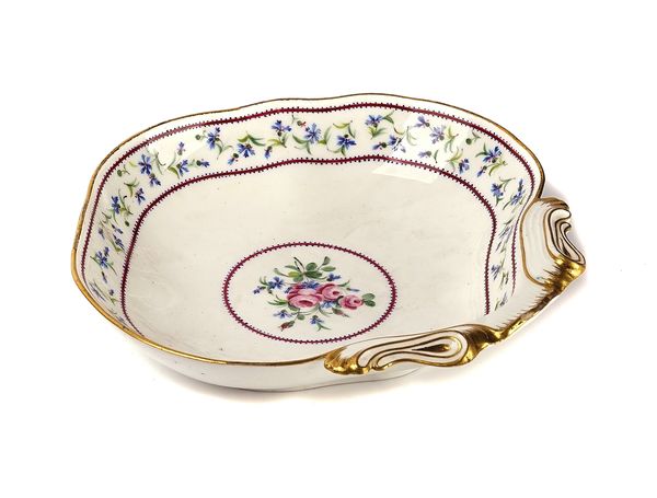 A SEVRES SHELL SHAPED DISH