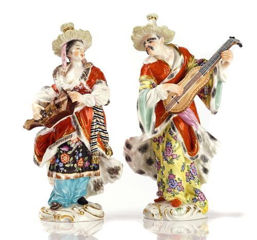 A PAIR OF MEISSEN FIGURES OF MALABAR MUSICIANS