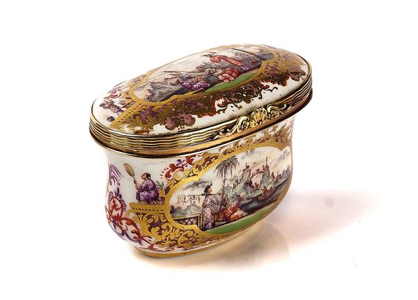 A MEISSEN-STYLE GILT METAL MOUNTED OVAL SNUFFBOX