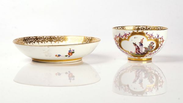 A MEISSEN TEABOWL AND SAUCER