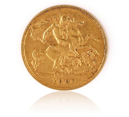 AN EDWARD VII HALF SOVEREIGN