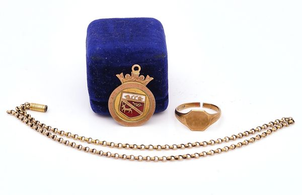 A 9CT GOLD AND ENAMELLED FOB MEDALLION AND TWO FURTHER ITEMS (3)