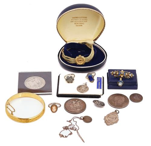 FOUR SILVER COINS, A LADY'S WRISTWATCH AND EIGHT FURTHER ITEMS (14)