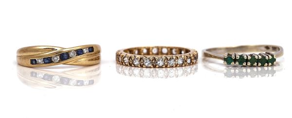 A 9CT GOLD, SAPPHIRE AND DIAMOND RING AND TWO FURTHER GEM SET RINGS (3)