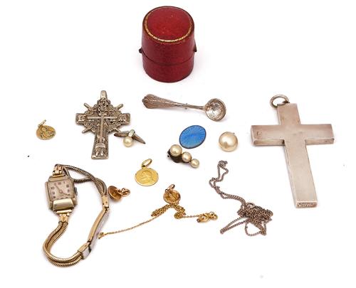 A 9CT GOLD WEDDING RING AND FURTHER JEWELLERY (15)