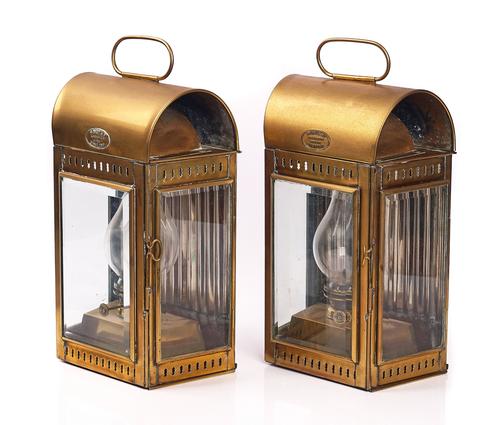 DAVEY & CO. LONDON LTD.; A PAIR OF BRASS WALL LANTERNS