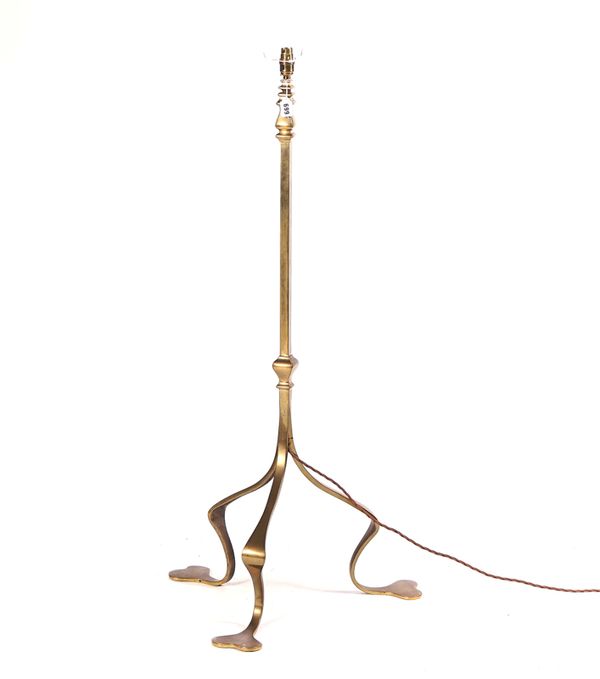 AN ARTS AND CRAFTS STYLE LACQUERED BRASS FLOOR STANDING LIGHT