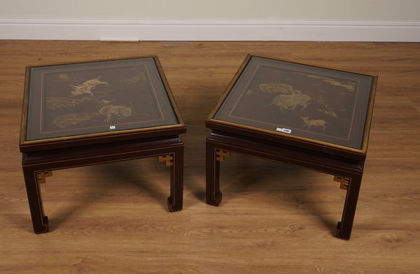 A PAIR OF 20TH CENTURY PARCEL-GILT SCARLET LACQUERED SQUARE OCCASIONAL TABLES (2)