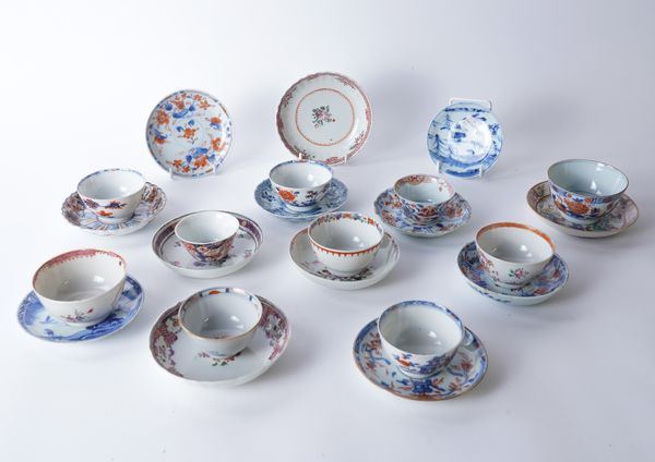 A GROUP OF TEN CHINESE PORCELAIN TEABOWLS AND THIRTEEN SAUCERS (23)