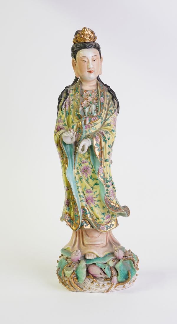 A CHINESE FAMILLE ROSE FIGURE OF GUANYIN