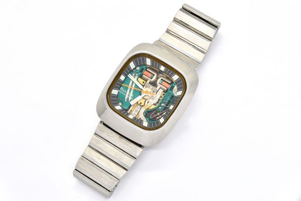 A BULOVA ACCUTRON "SPACEVIEW" GENTLEMAN'S STAINLESS STEEL BRACELET WRISTWATCH