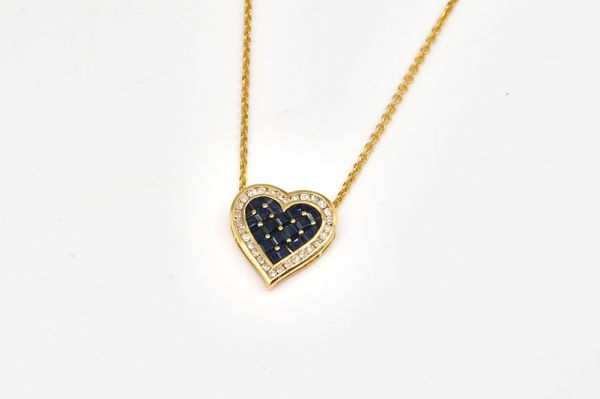 A GOLD, SAPPHIRE AND DIAMOND PENDANT NECKLACE