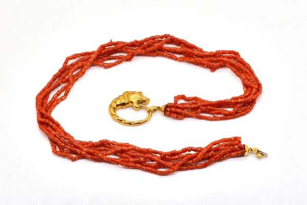 A CORAL NECKLACE WITH 18CT GOLD JAGUAR CLASP