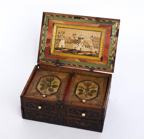 A NAPOLEONIC PRISONER OF WAR STRAW-WORK GAMES BOX