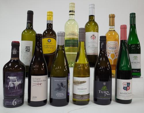 12 BOTTLES WHITE WINE (NEW EUROPE)