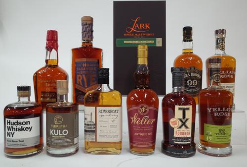 11 MIXED BOTTLES OF WHISKEY/WHISKY