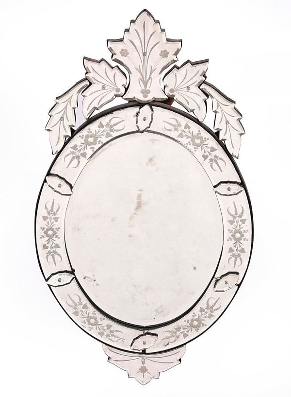 A 20TH CENTURY OVAL VENETIAN MIRROR