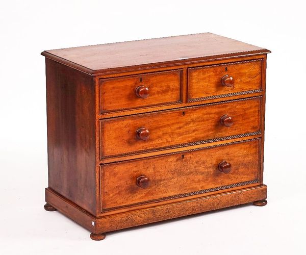 A VICTORIAN MAHOGANY CHEST