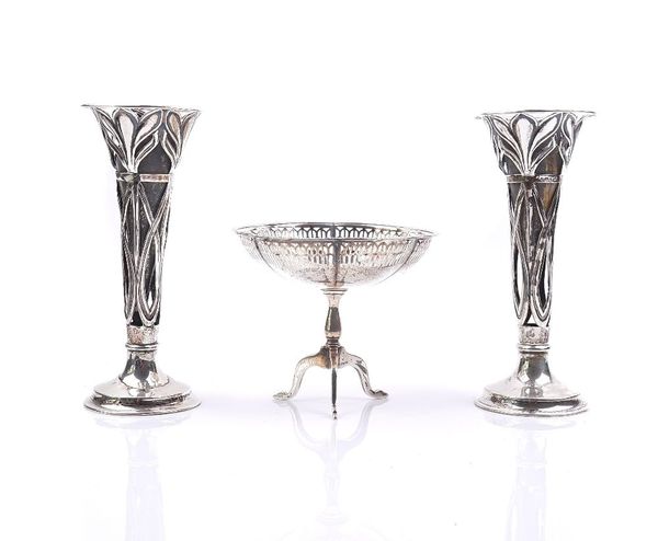 A SILVER BONBON STAND AND A PAIR OF SILVER VASES (3)