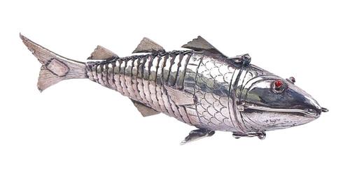 A FOREIGN MODEL OF AN ARTICULATED FISH