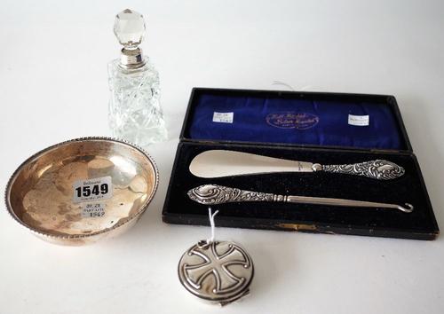 A SILVER PYX AND THREE FURTHER ITEMS (4)