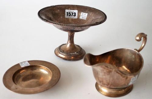 A SILVER PEDESTAL SWEET MEAT DISH AND TWO FURTHER ITEMS (3)