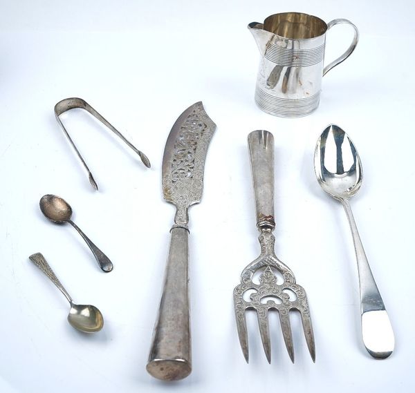 A PAIR OF VICTORIAN SILVER FISH SERVERS AND FOUR FURTHER ITEMS (5)
