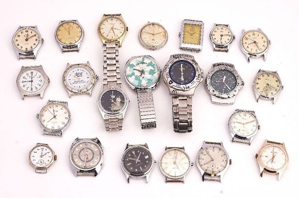 A COLLECTION OF TWENTY-TWO MOSTLY GENTLEMAN'S BASE METAL CASED WRIST WATCHES (22)