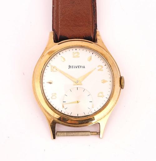 A HELVETIA 9CT GOLD CASED GENTLEMAN'S WRIST WATCH