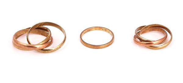 THREE 9CT GOLD RINGS (3)