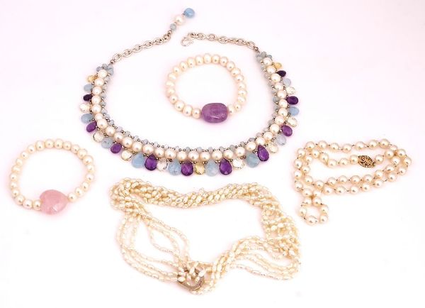 A GROUP OF MOSTLY CULTURED PEARL JEWELLERY (5)