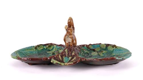 A GEORGE JONES MAJOLICA QUATRELOBE DESSERT TRAY