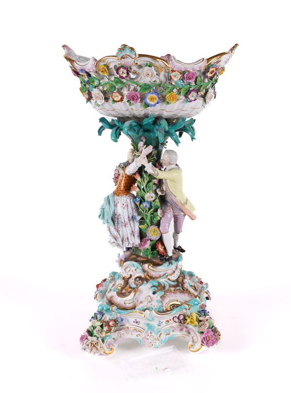 A MEISSEN PORCELAIN CENTREPIECE AND STAND (2)