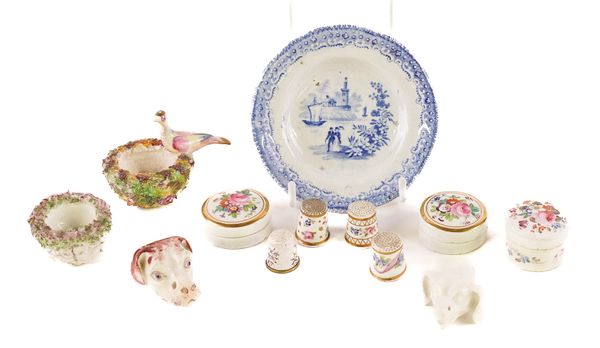 A GROUP OF ENGLISH CERAMICS (15)