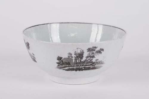 A WORCESTER BOWL