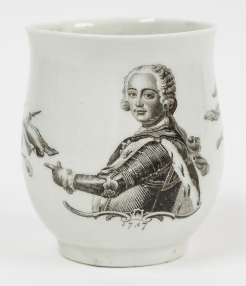 A SMALL WORCESTER `KING OF PRUSSIA' BELL- SHAPED MUG