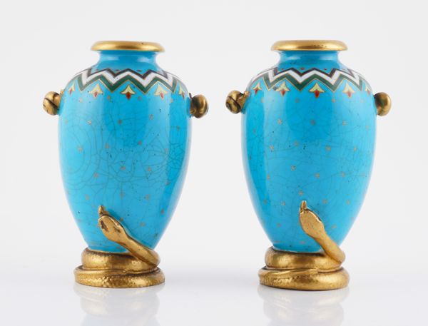 A PAIR OF SMALL TURQUOISE-GROUND PORCELAIN VASES (2)