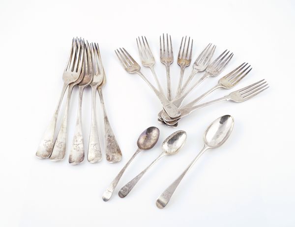 A GROUP OF SILVER TABLE FLATWARE