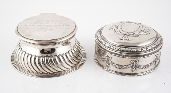 A SILVER AND GLASS INKSTAND AND A SILVER BOX (2)