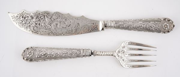 A PAIR OF VICTORIAN SILVER FISH SERVERS