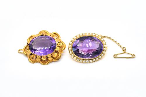 TWO AMETHYST BROOCHES (2)