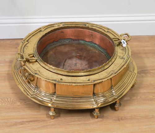 A LARGE BRASS AND COPPER CENSER CENTREPIECE OR JARDINIERE